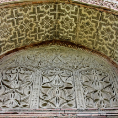 UZGEN (ÖZGÖN) MINARET
