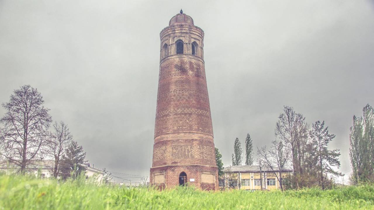 UZGEN (ÖZGÖN) MINARET