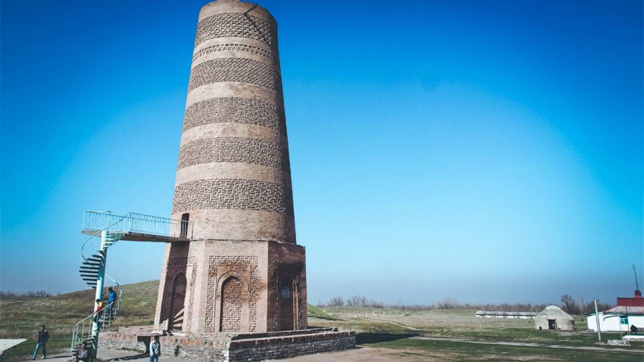 BURANA TOWER