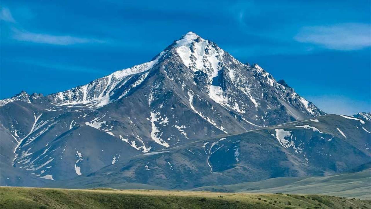 MANAS PEAK